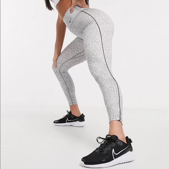 Nike Pants - Nike One 7/8 Tights Leopard Smoke Grey
